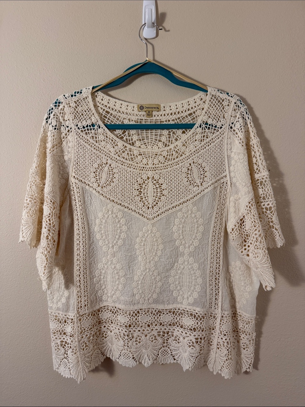 Democracy Ivory Crochet Lace Peasant Top Size M
